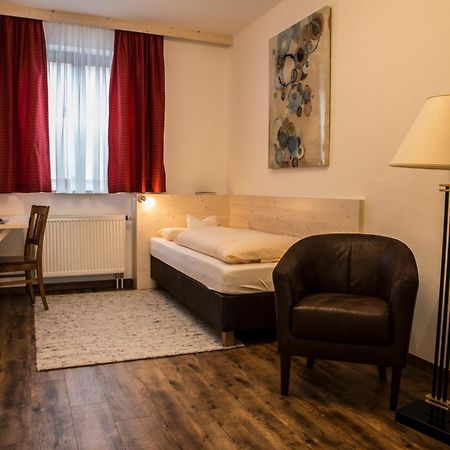 Gasthof Stocker Landsham Εξωτερικό φωτογραφία