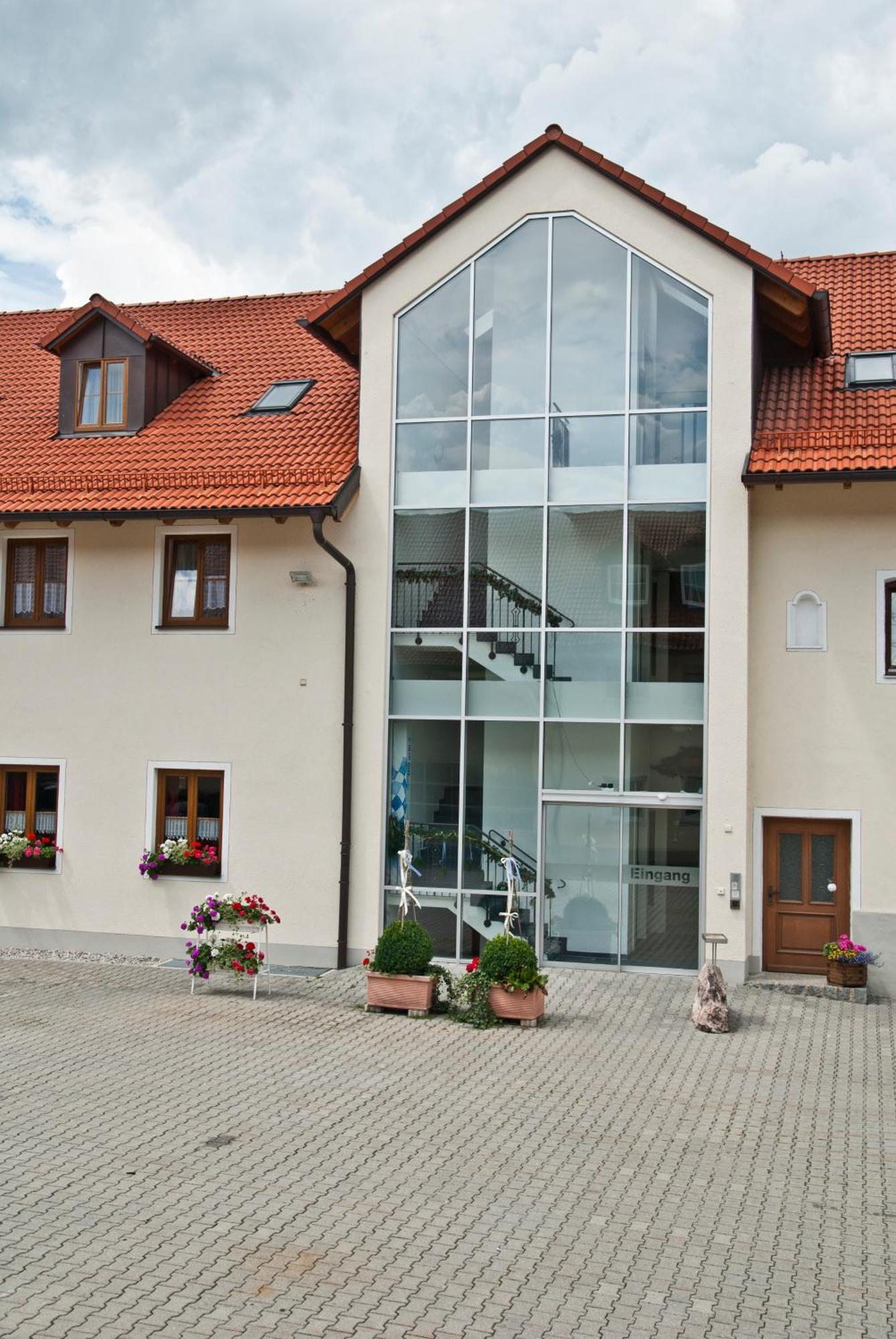 Gasthof Stocker Landsham Εξωτερικό φωτογραφία